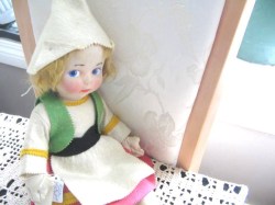 FELT ITALIAN DOLL 2598_08